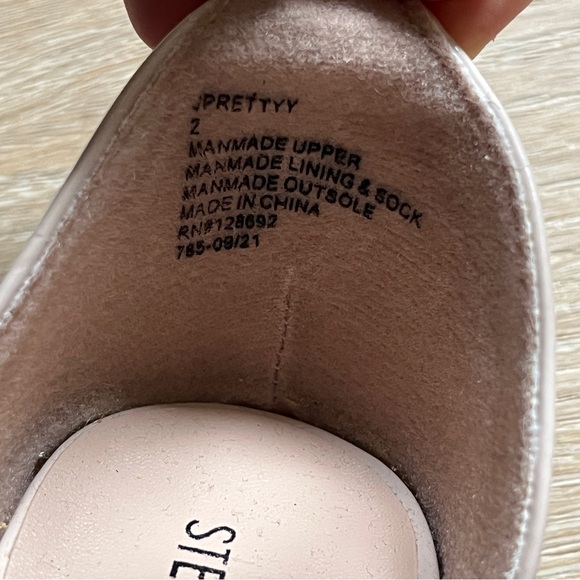 Steve Madden Prettyy Ankle Strap Nude Pump Block Heel Girls Size 2 - Picture 3 of 7